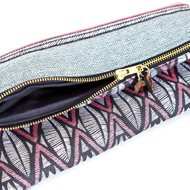 We all share roots - Cebisile bag